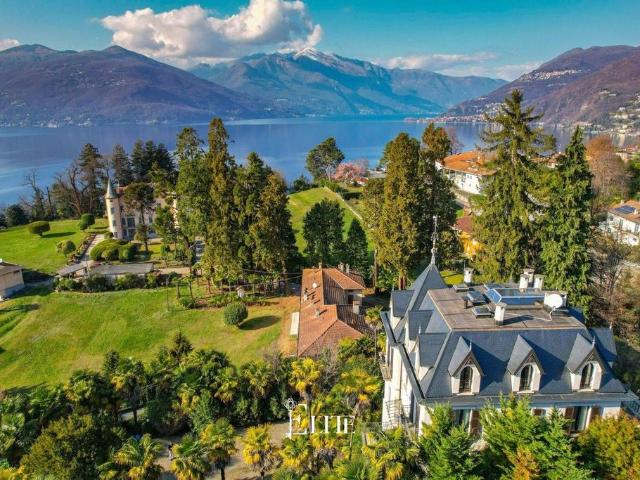 Villa Indipendente in vendita a Comunità Montana Valli del Verbano, Luino