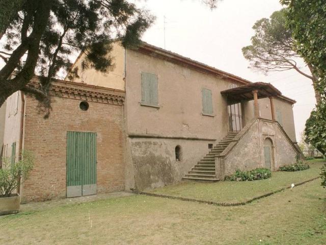 Villa Indipendente in vendita a Nuovo Circondario Imolese, Imola
