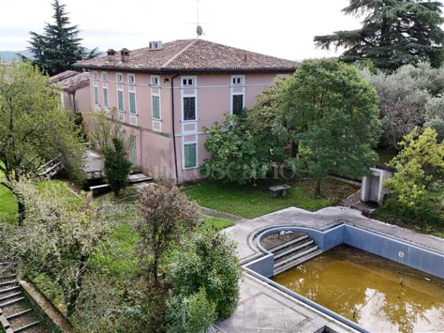 Villa Indipendente in vendita a Bedizzole, Lombardia