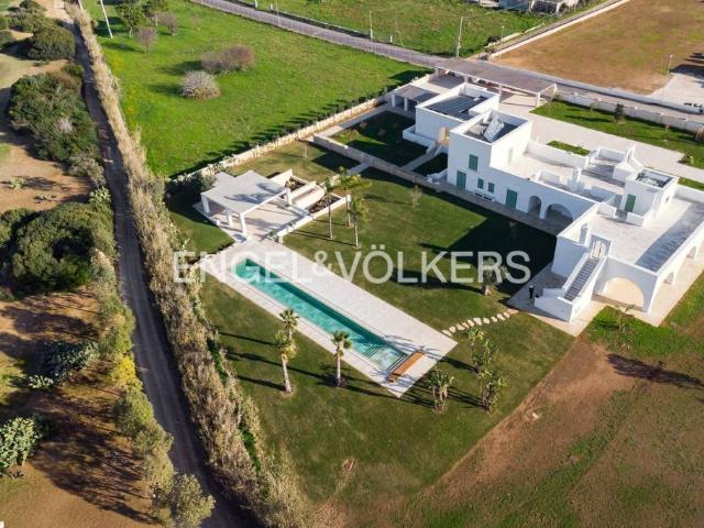 Villa Indipendente in vendita a Savelletri, Puglia