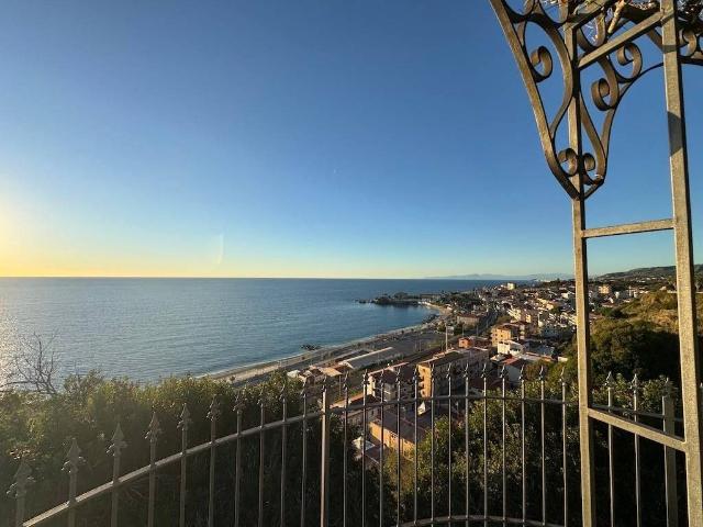 Villa Indipendente in vendita a Calabria, Cosenza
