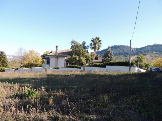Villa Indipendente in vendita a Turrivalignani, Abruzzo