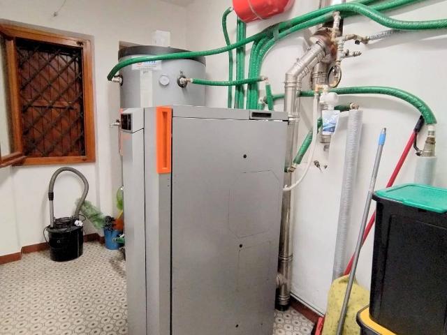 Villa Indipendente in vendita a Cantagrillo, Serravalle Pistoiese