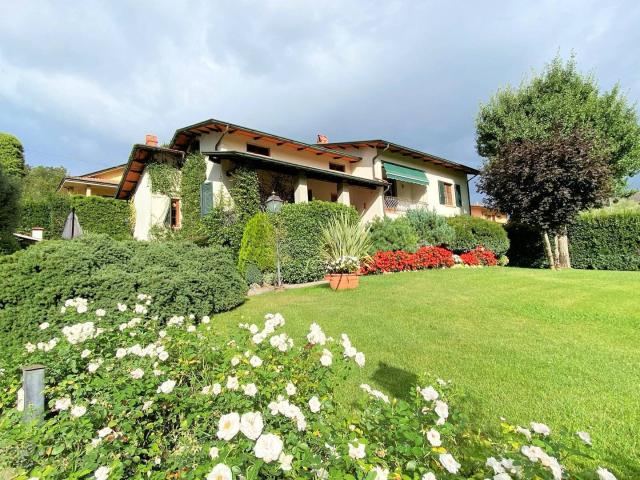 Villa Indipendente in vendita a Castagnori, Bagni Di Lucca Ponte
