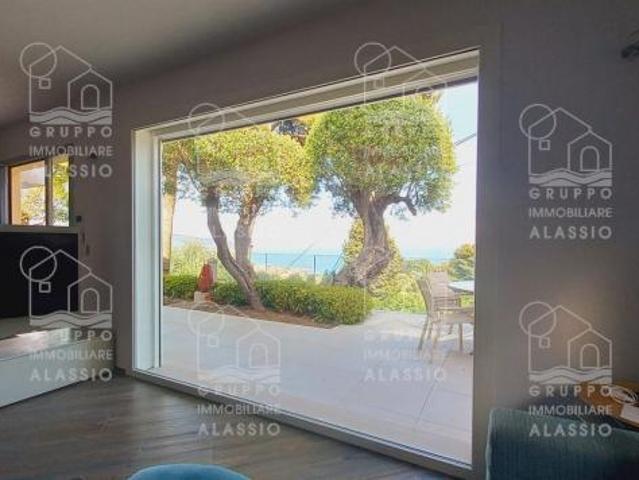 Villa Indipendente in vendita a Diano Marina, Liguria