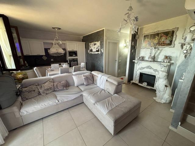 Villa Indipendente in vendita a Unione Comuni Modenesi Area Nord, San Felice Sul Panaro
