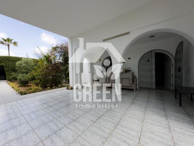 Villa vente à Beni Khalled