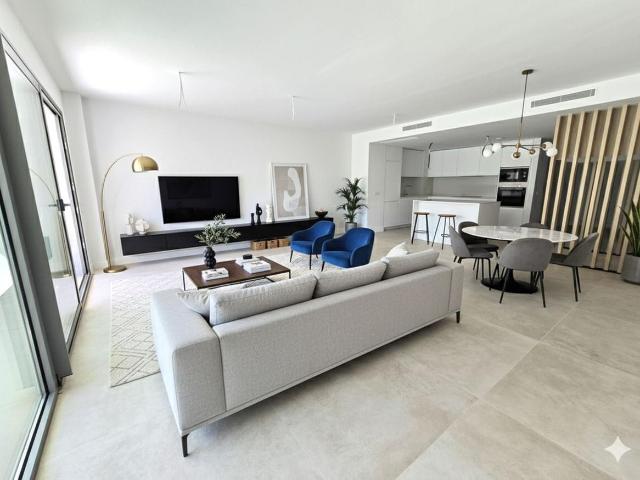 Casa en venta en Puerto de la Torre, Málaga