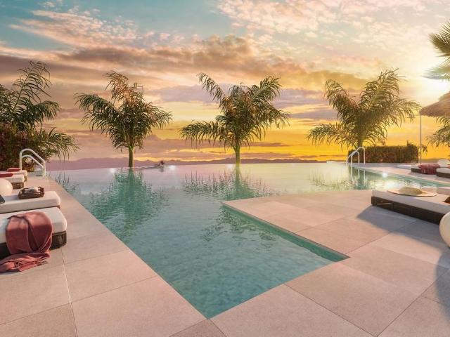 Casa en venta en Puerto de la Torre, Málaga