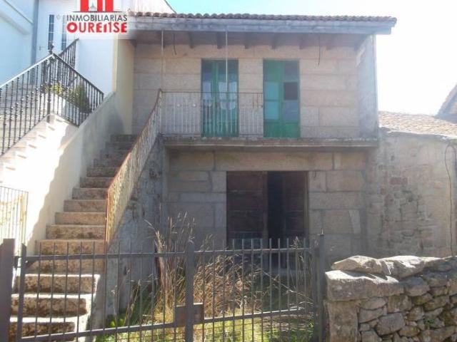 Casa en venta en A Peroxa