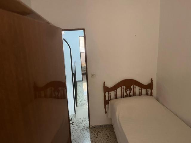 Casa en venta en Algarinejo