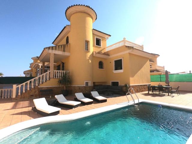Casa en alquiler en Algorfa, Urbanización Lo Crispín