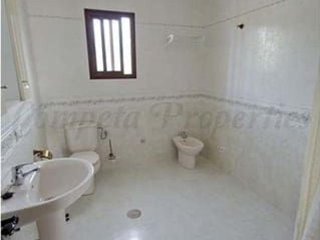 Casa en alquiler en Sedella