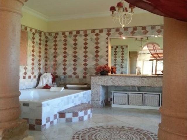 Casa en alquiler en Barriada Islas Canarias, Costa del Sol Occidental