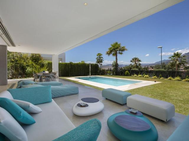 Chalet en alquiler en Rio Real, Costa del Sol Occidental