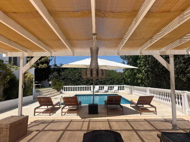 Chalet en alquiler en Chaparral, Mijas