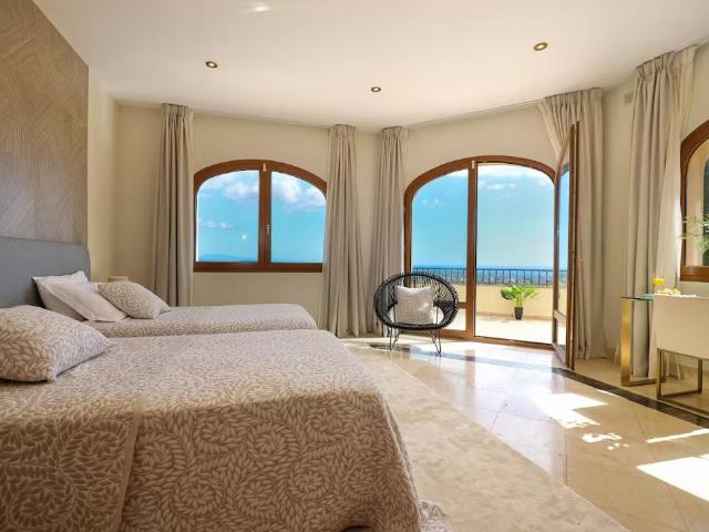 Chalet en alquiler en Torreguadiaro, Campo de Gibraltar