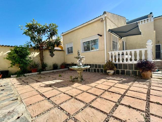 Chalet en alquiler en San Luis, el Baix Segura / La Vega Baja