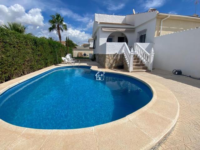 Chalet en alquiler en Urbanización El Chaparral, el Baix Segura / La Vega Baja