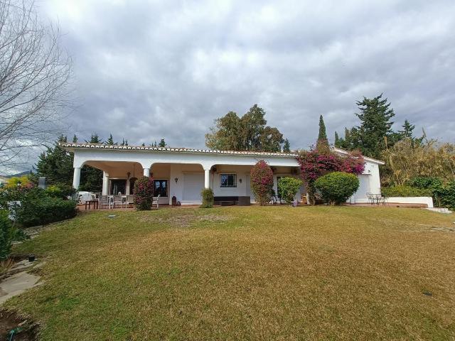 Casa en venta en Atalaya, Golf Park