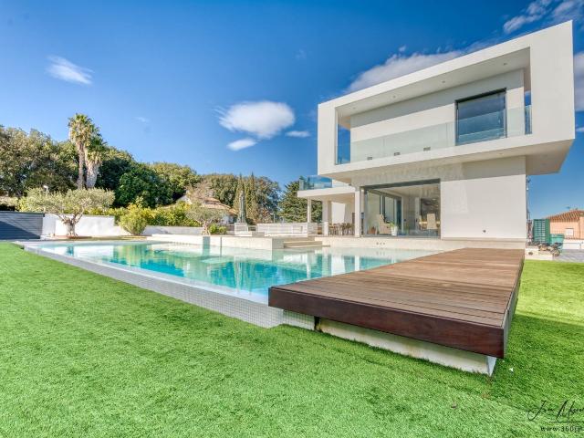 Casa en venta en Avinyonet De Puigventós, Mas Pau