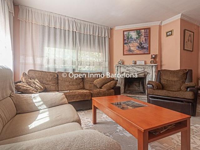 Casa en venta en Canyelles