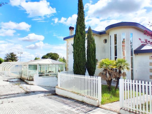 Casa en venta en Carbajosa De La Sagrada
