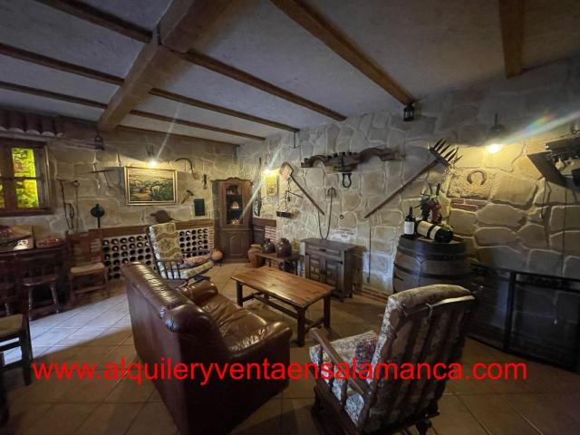 Casa en venta en Castellanos De Moriscos, Urbanización Los Cañizales