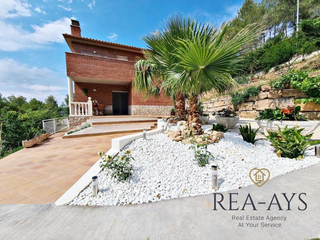 Casa en venta en Cervelló