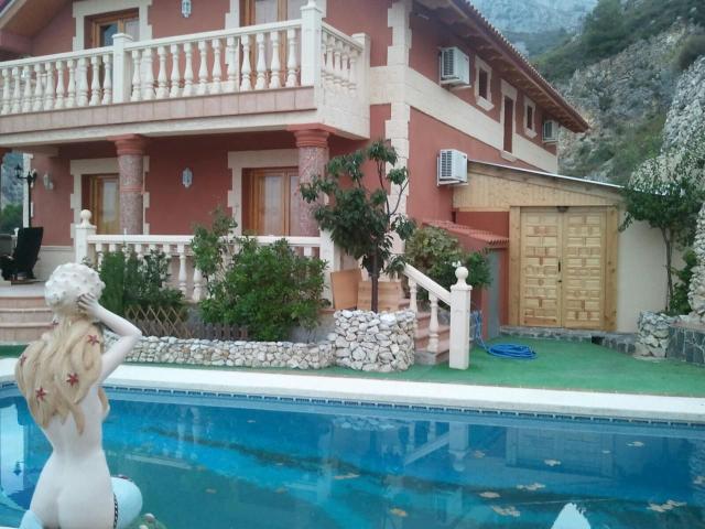 Casa en venta en Confrides