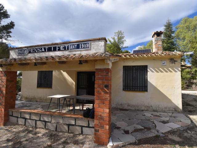 Casa en venta en Confrides