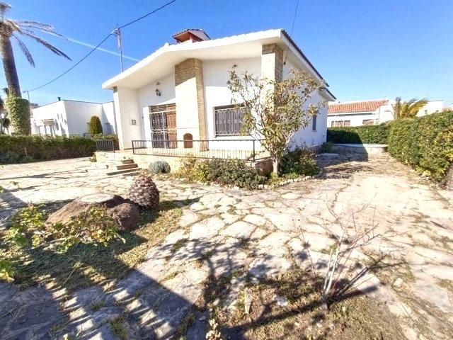 Casa en venta en Cunit
