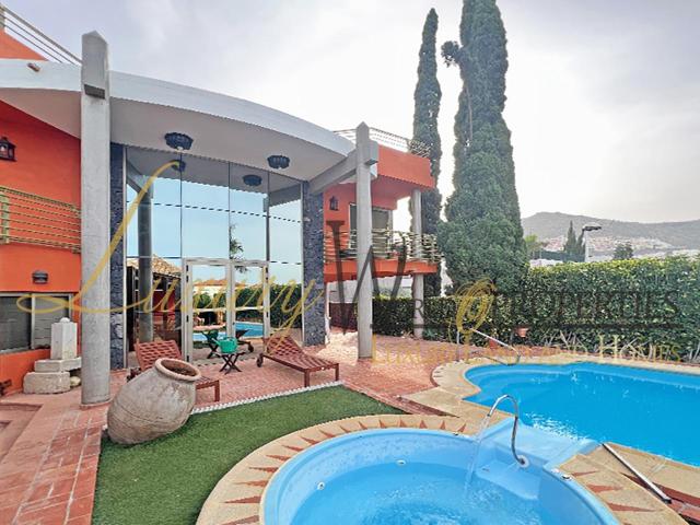 Chalet en venta en Miraverde, Adeje