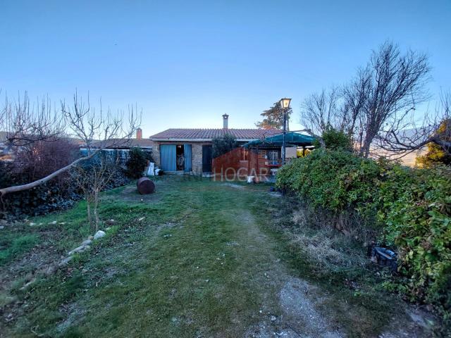 Casa en venta en Gemuño