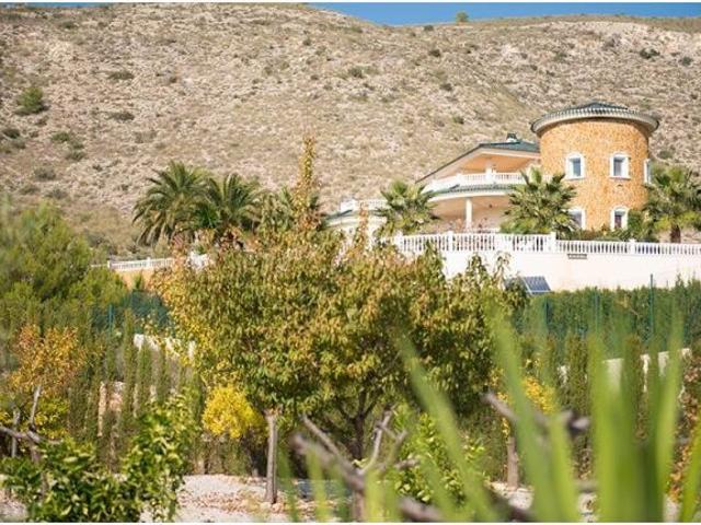Casa en venta en el Vinalopó Mitjà / El Vinalopó Medio, Valencia