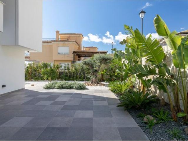Casa en venta en Finestrat, Urbanització Golf Badia