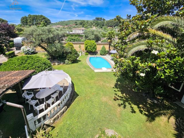 Casa en venta en Mombeltrán