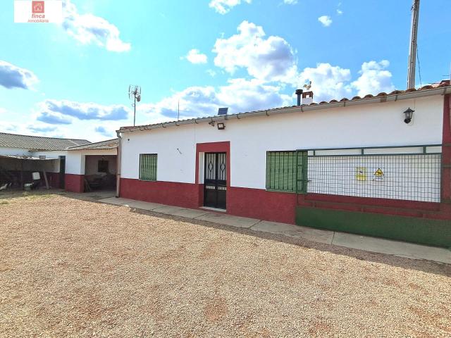 Casa en venta en Montijo