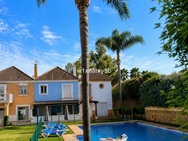 Casa en venta en Nueva Andalucía, Costa del Sol Occidental