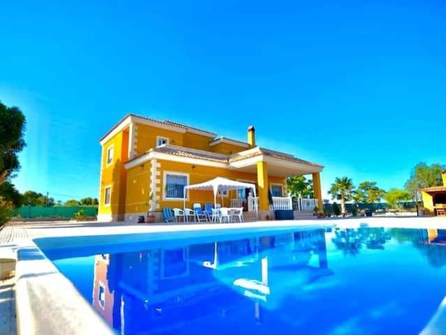 Casa en alquiler en Elche, Las Lomas