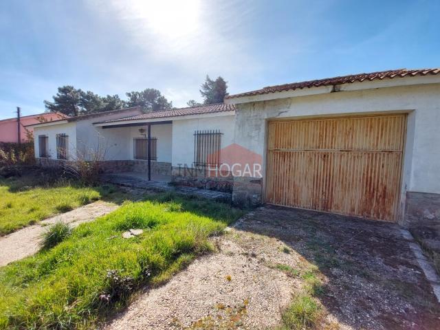 Casa en venta en Sanchidrián