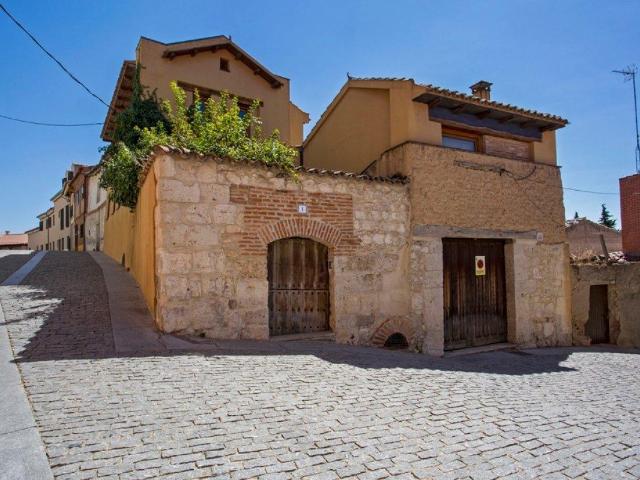 Casa en venta en Simancas, Urbanización El Plantío