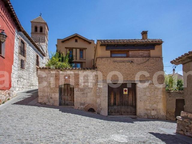 Casa en venta en Simancas, Urbanización El Plantío