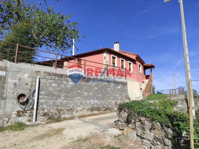Casa en venta en Sober, San Martiño