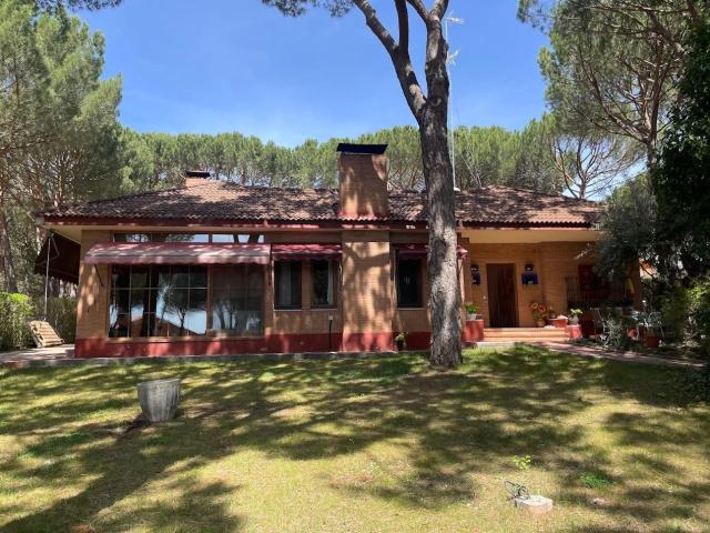 Casa en venta en Tordesillas, Urbanización El Montico