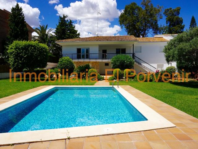 Casa en alquiler en Torrent, Santa Apolonia