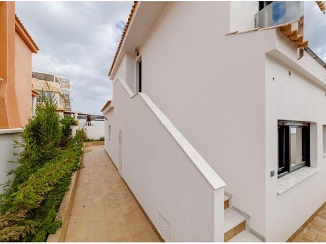 Casa en venta en Cala del Moro, Torrevieja