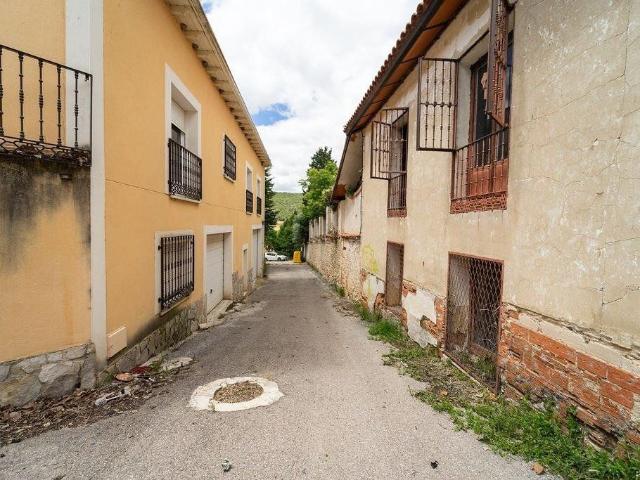 Casa en venta en Valdaracete