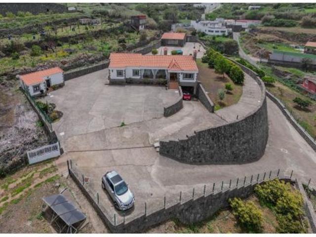 Casa en venta en Vega De San Mateo, Canarias