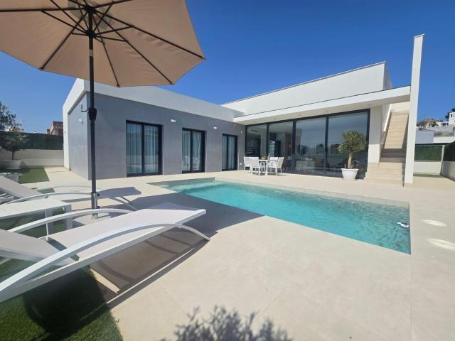 Chalet en venta en San Juan de los Terreros, Pulpí